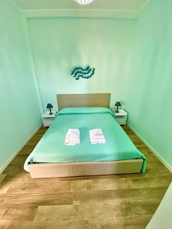 Bilocale Nucarella Apartment Шила Екстериор снимка