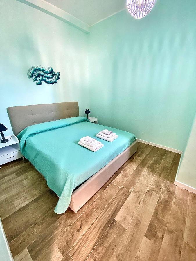 Bilocale Nucarella Apartment Шила Екстериор снимка