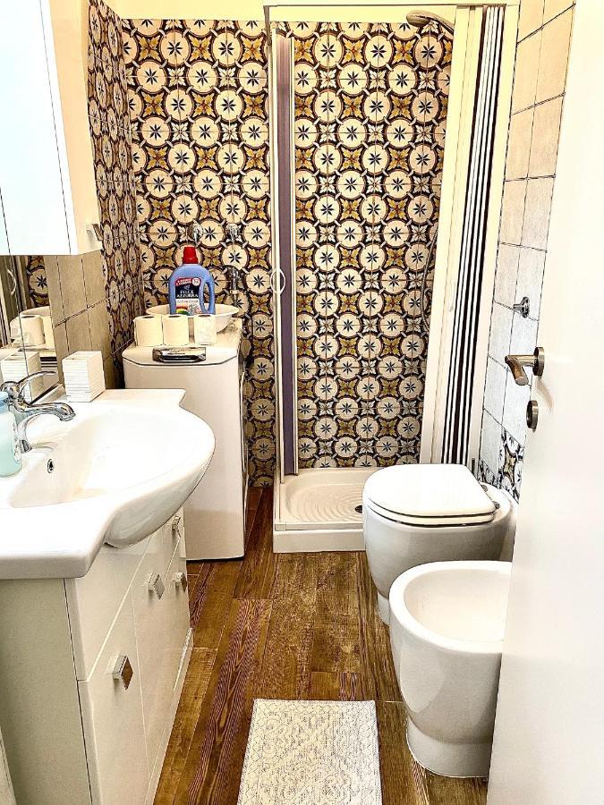 Bilocale Nucarella Apartment Шила Екстериор снимка